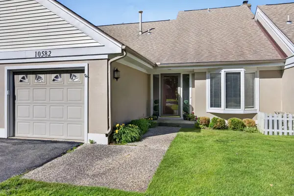 10582 Trapper Lane, Canadian Lakes, MI 49346