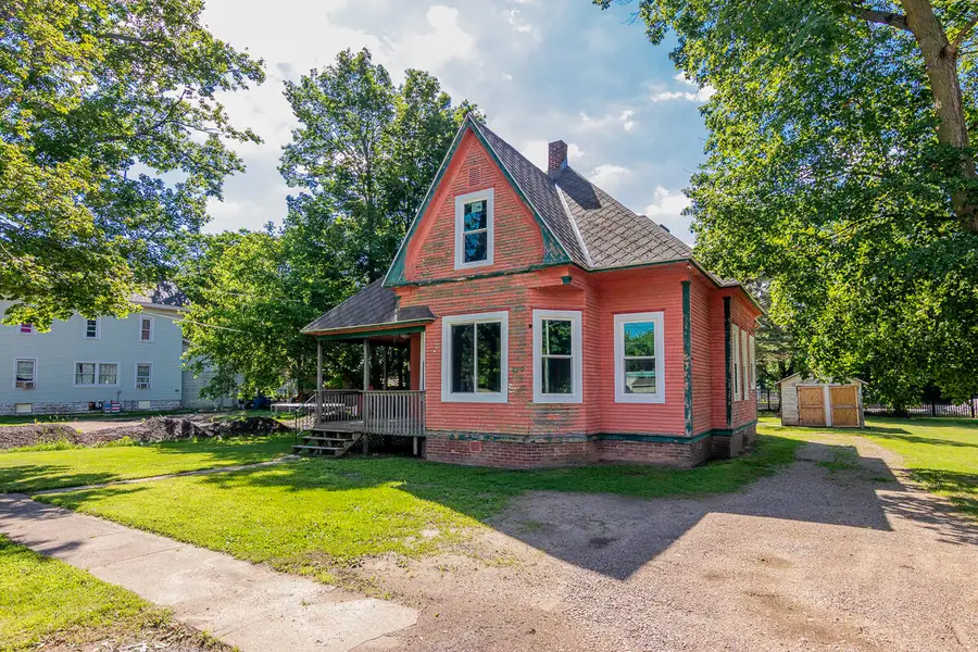 205 W Sherwood Street, Decatur, MI 49045 - #2