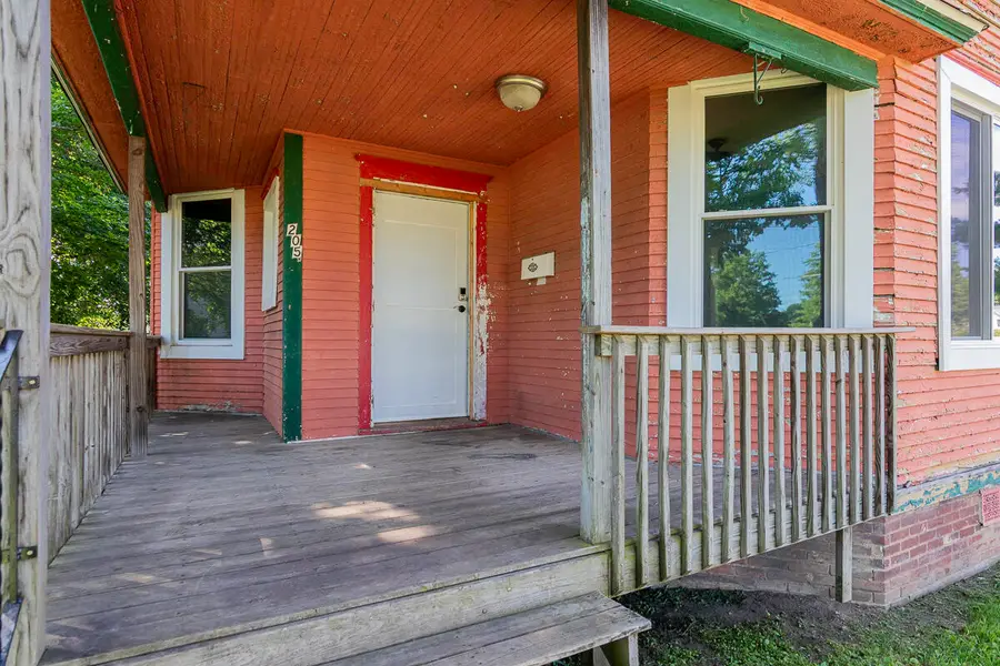 205 W Sherwood Street, Decatur, MI 49045 - #3