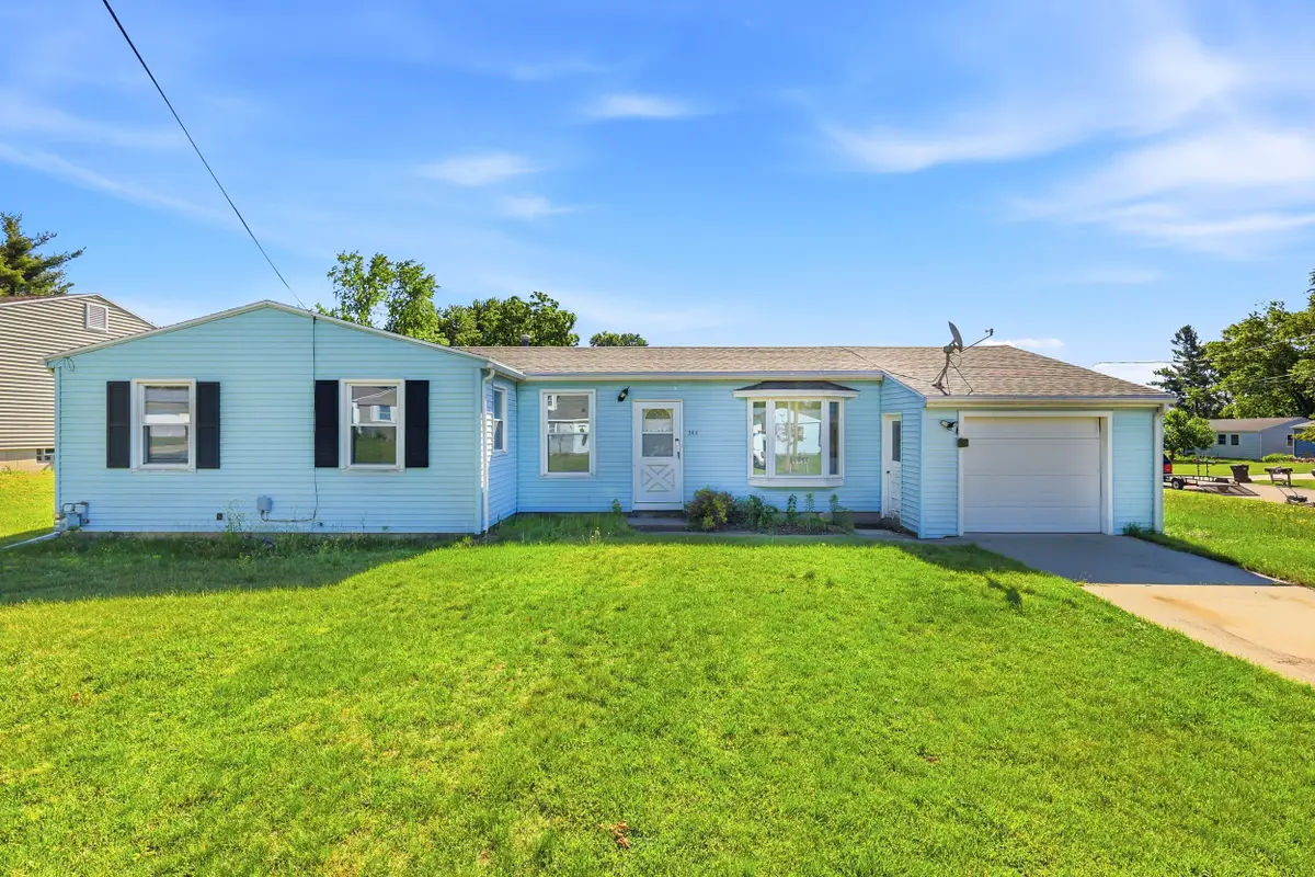 343 Brandywyne Drive Nw, Comstock Park, MI 49321 - #1