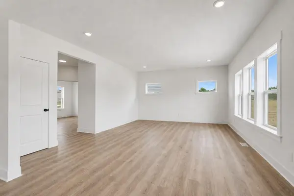 7964 Snow View Drive Se, Alto, MI 49302