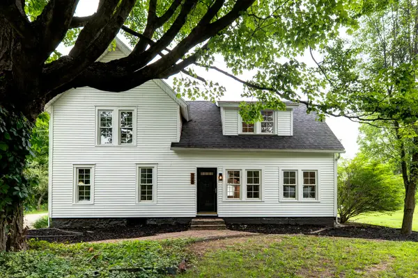 373 E D Avenue, Kalamazoo, MI 49009