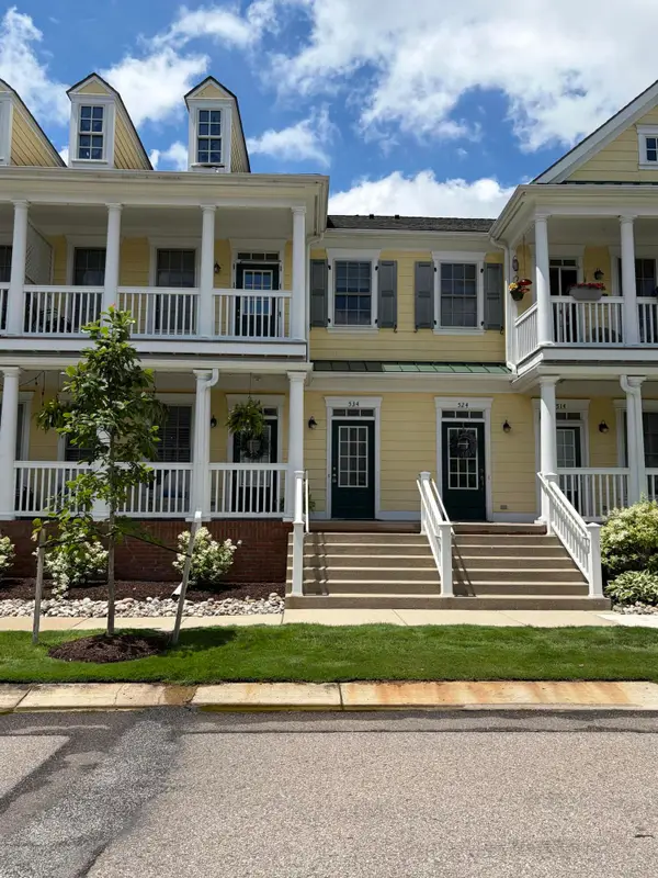 534 Constitution Street #42, Canton, MI 48187