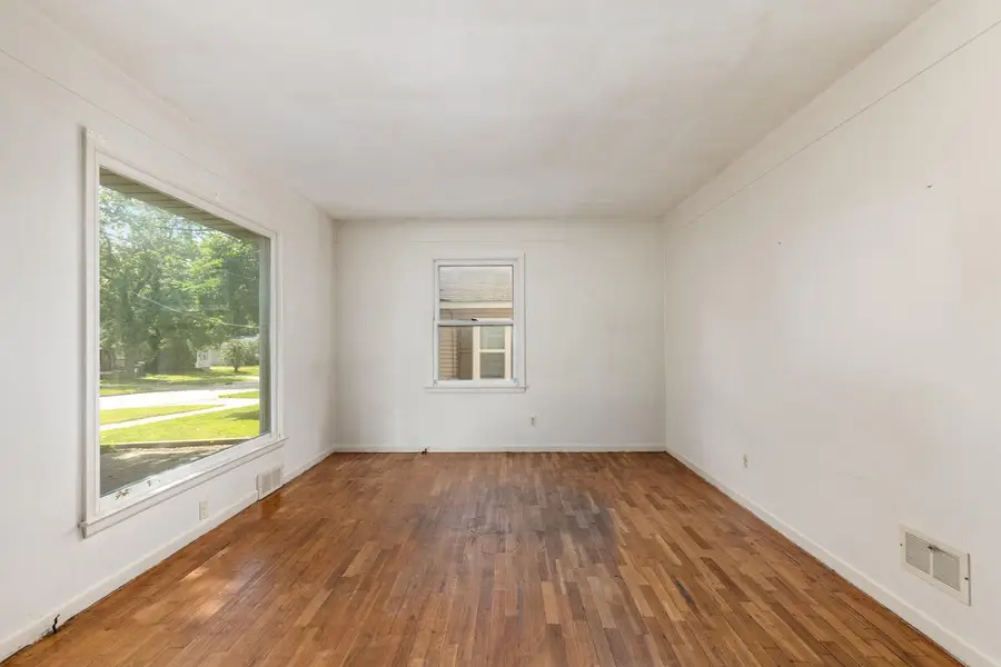 2519 Woodward Avenue Sw, Wyoming, MI 49509 - #3