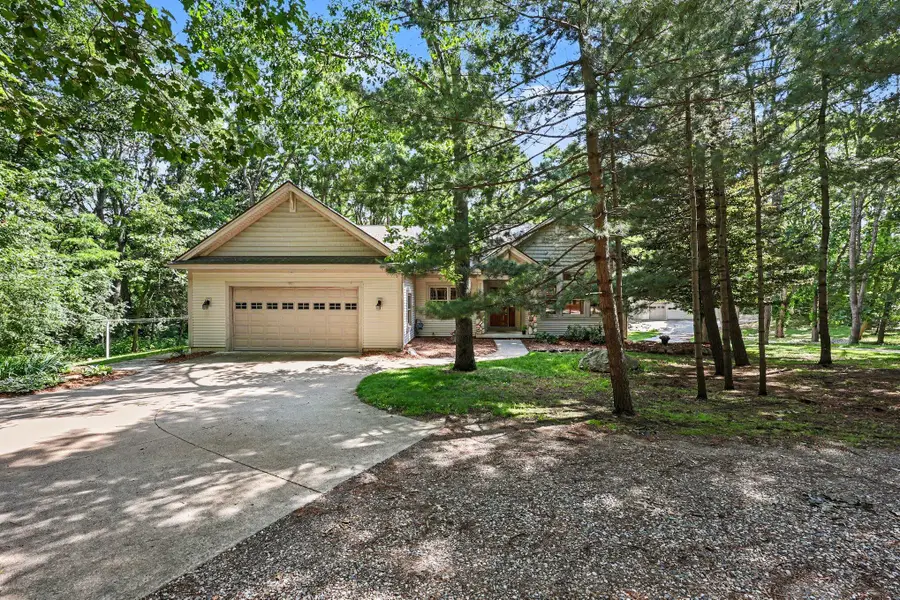 19025 W Old Us Highway 12, Chelsea, MI 48118 - #2