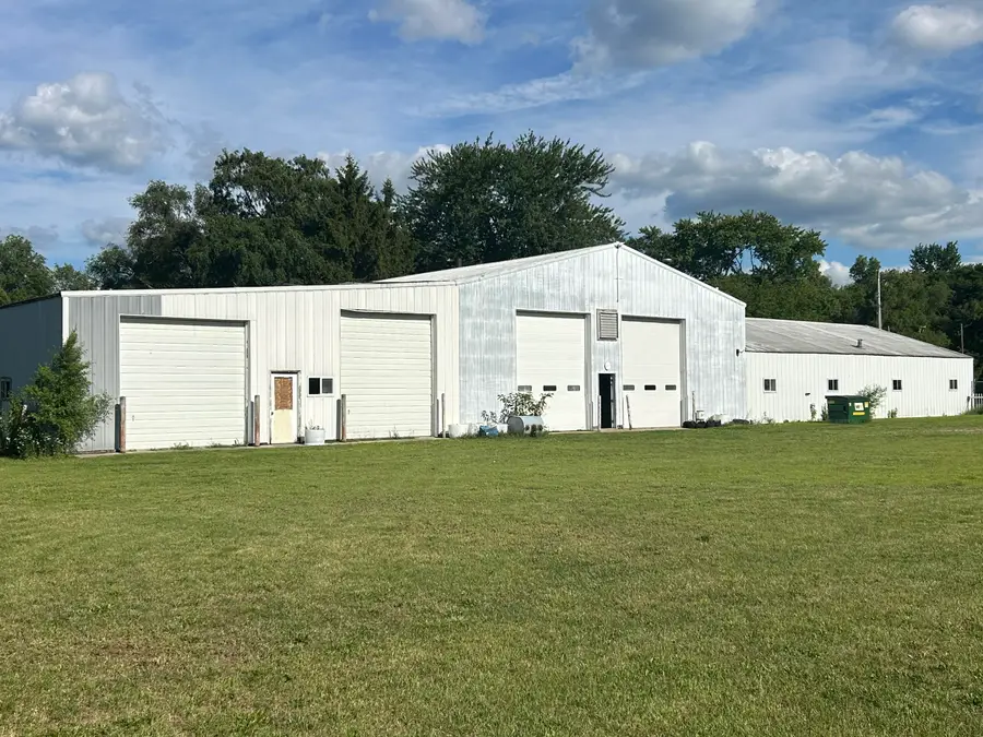 114 W Colon Road, Coldwater, MI 49036 - #2
