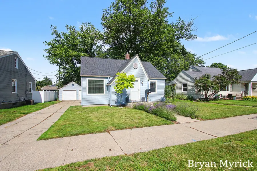 762 Central, Holland, MI 49423 - #2
