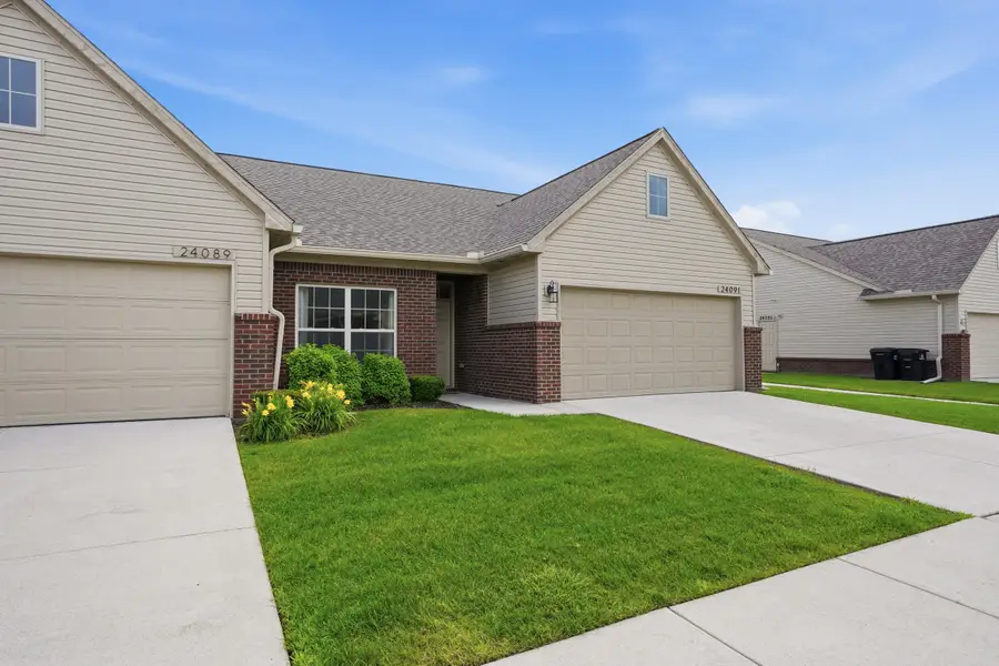 24091 Hemlock Drive #47, Flat Rock, MI 48134 - #3