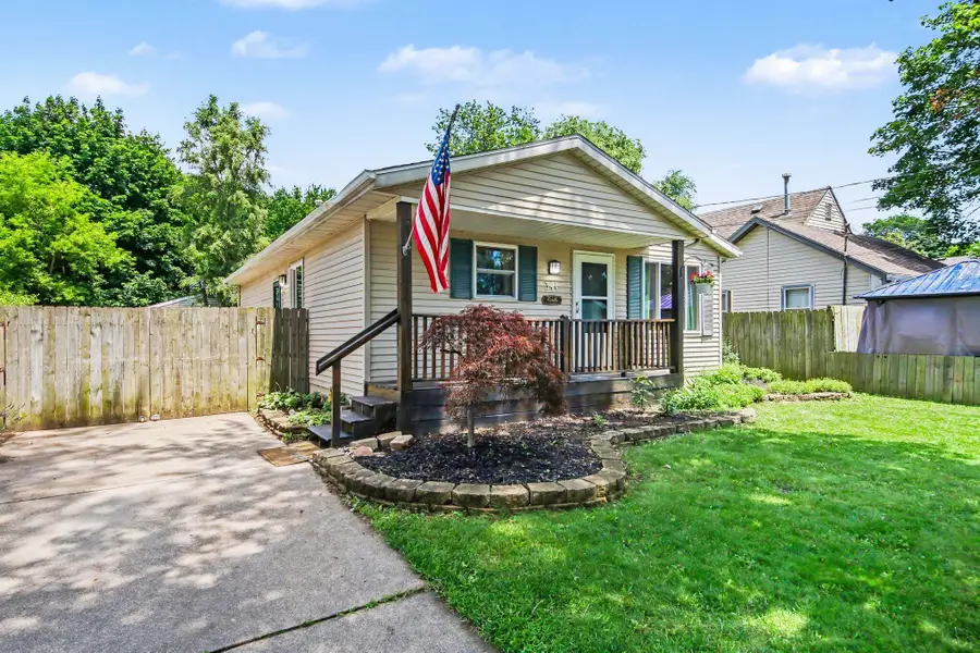 341 Nora Street Se, Kentwood, MI 49548 - #2