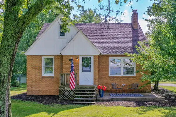 1025 Graafschap Road, Holland, MI 49423