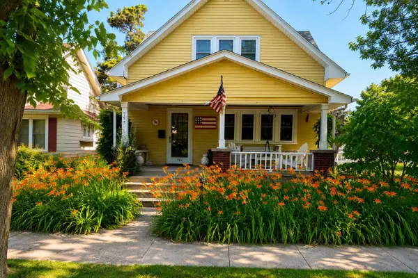 753 Lyon Street Ne, Grand Rapids, MI 49503