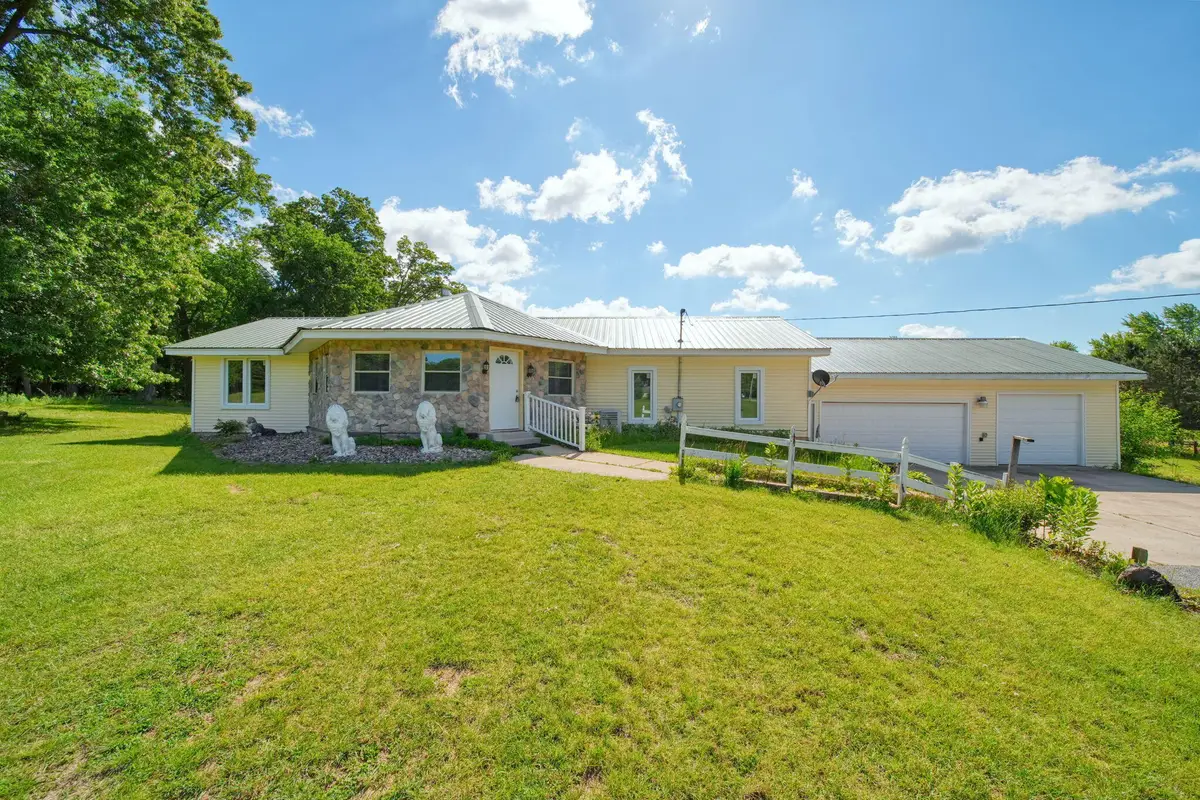 5995 N Sandstone Road, Jackson, MI 49201 - #1