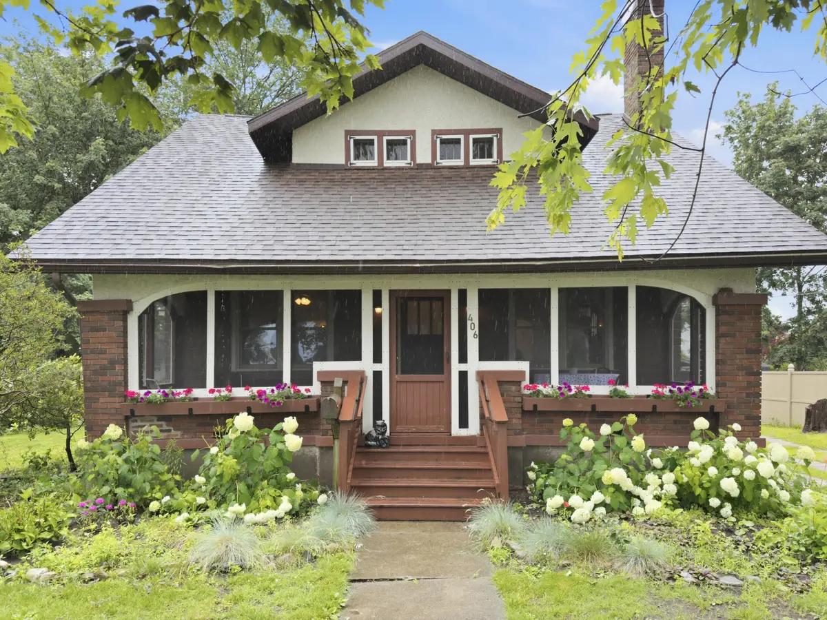 406 N Gremps Street, Paw Paw, MI 49079 - #1