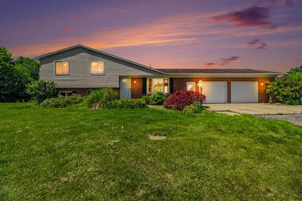 5601 Dexter Pinckney Road, Dexter, MI 48130