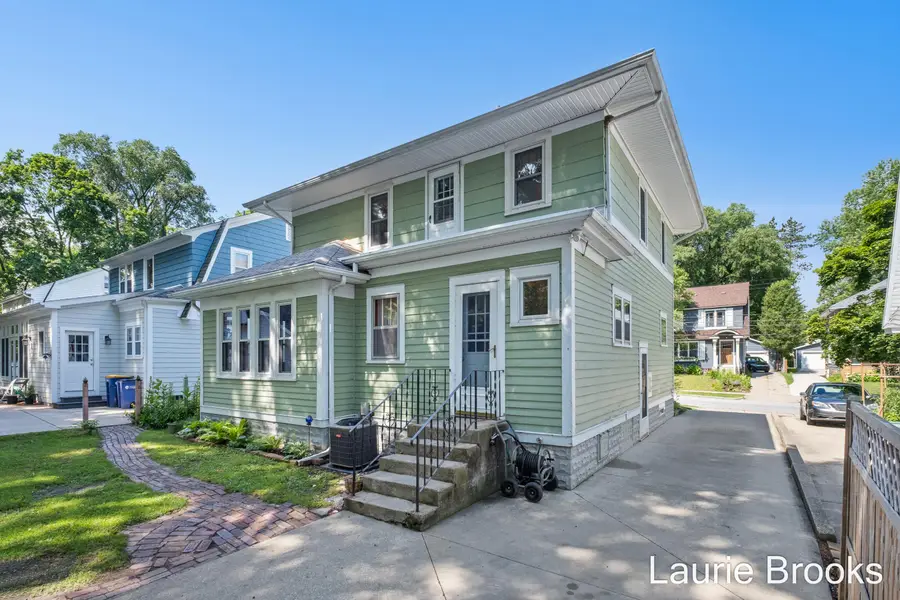 214 Glenhaven Avenue Nw, Grand Rapids, MI 49504 - #3