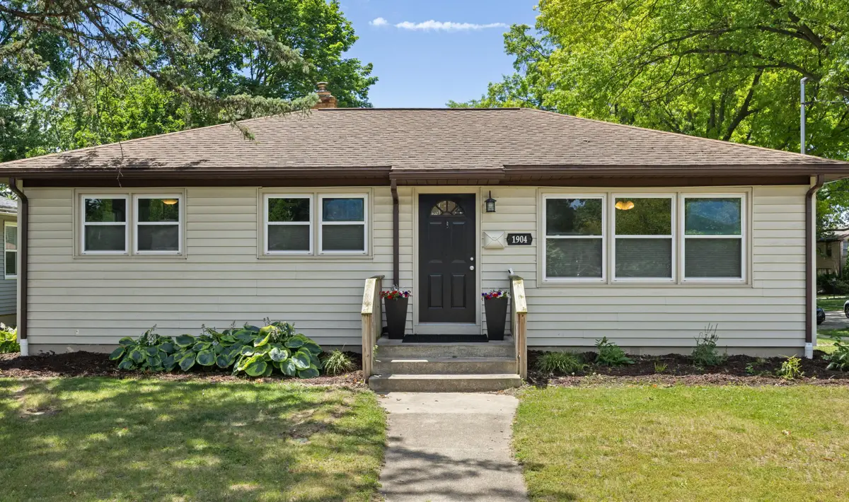 1904 Griggs Street Se, Grand Rapids, MI 49506 - #1
