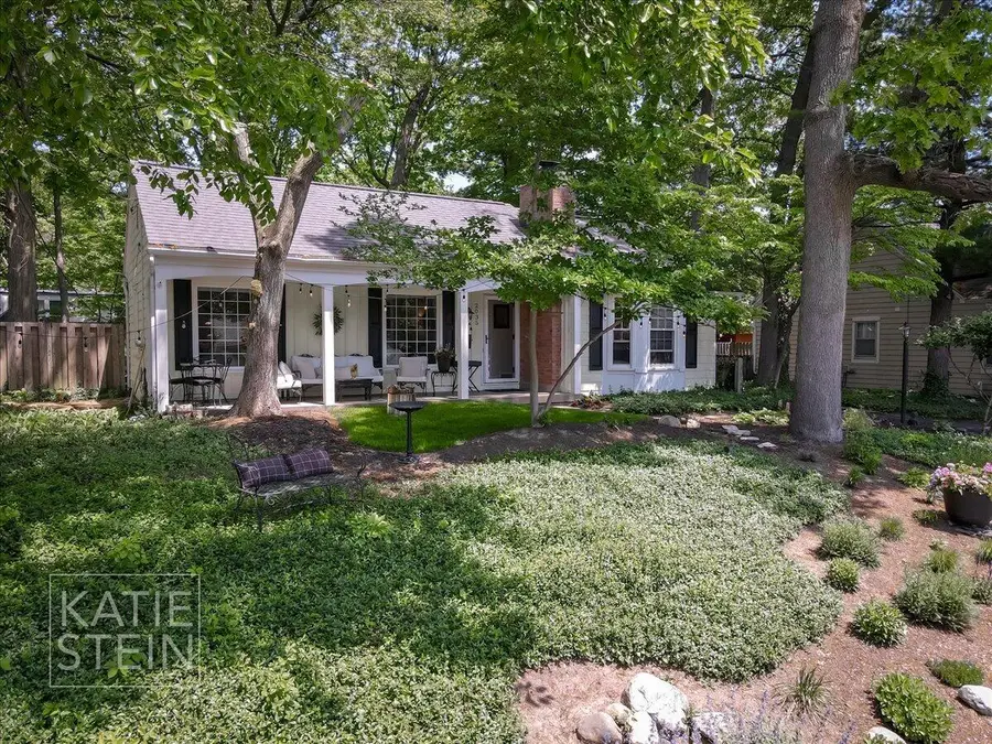 2035 Hall Street Se, Grand Rapids, MI 49506 - #2