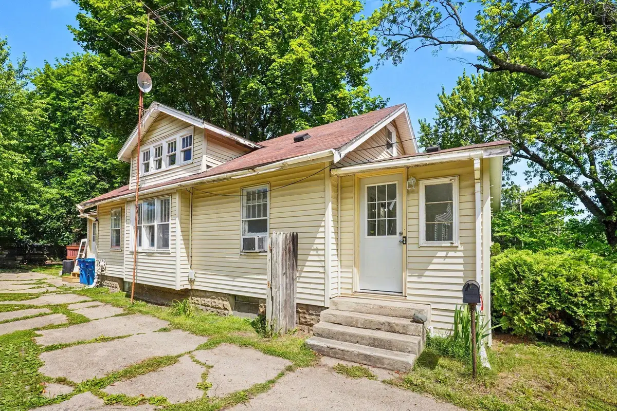 607 Ira Avenue, Kalamazoo, MI 49048 - #1