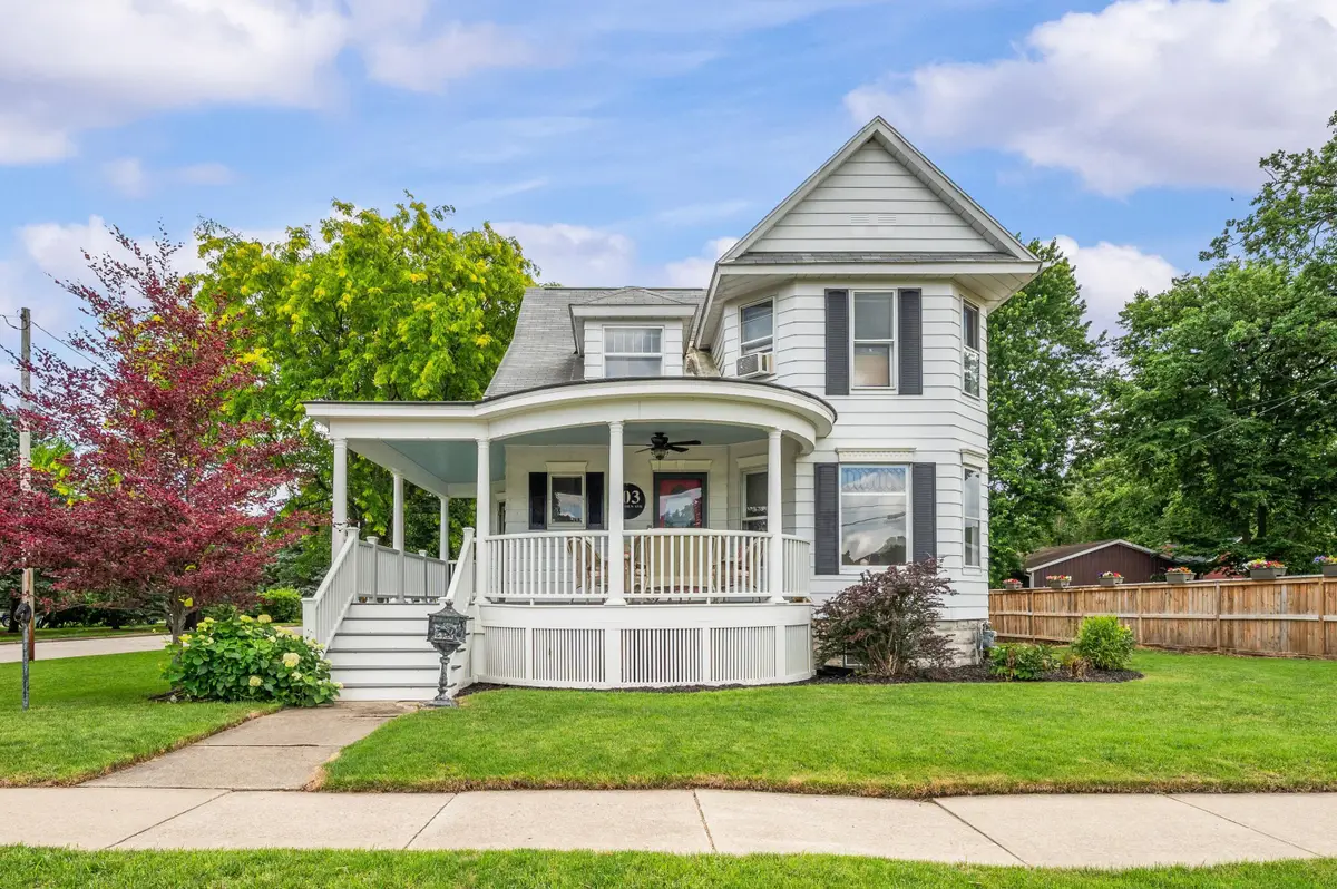 103 S Lincoln Avenue, Niles, MI 49120 - #1