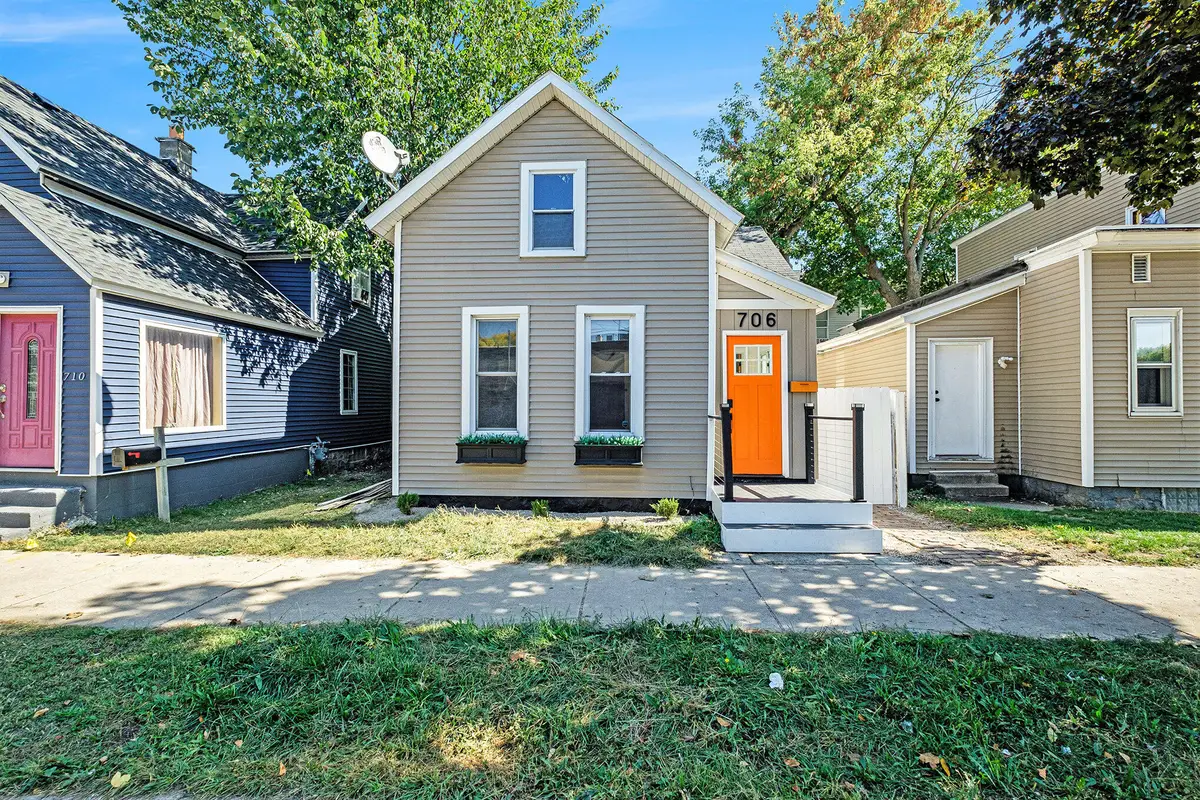 706 Alpine Avenue Nw, Grand Rapids, MI 49504 - #1