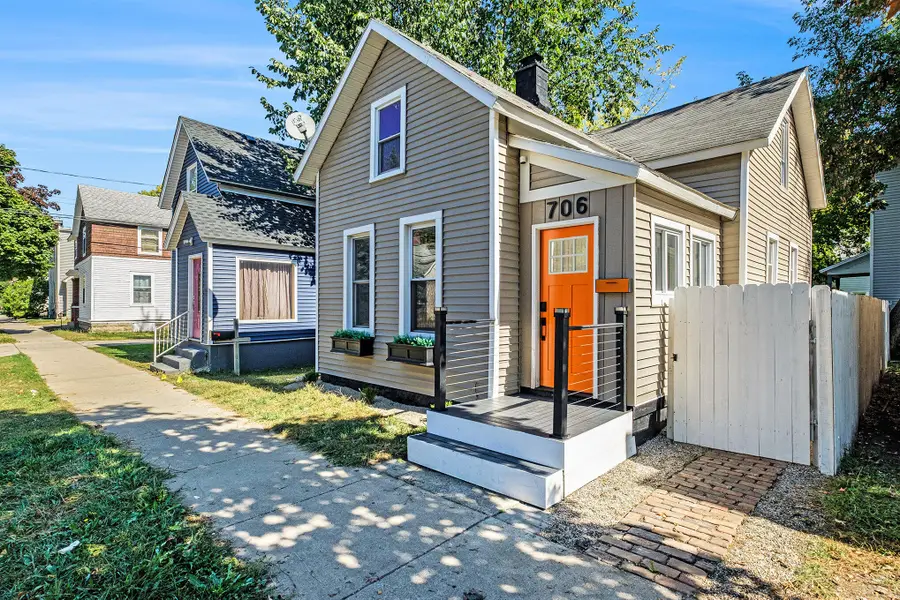 706 Alpine Avenue Nw, Grand Rapids, MI 49504 - #3