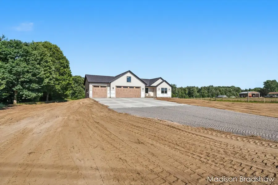 13792 84th Avenue, Coopersville, MI 49404 - #3
