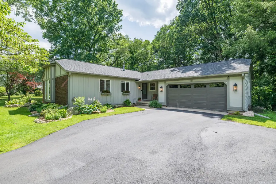 230 Golfview Drive, Plainwell, MI 49080 - #2