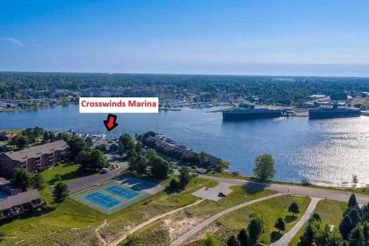 98 Harbor Drive #10, Ludington, MI 49431 - #2