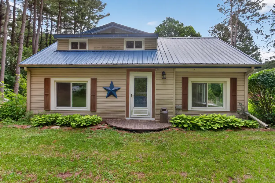 8727 Lansing Avenue, Rives Junction, MI 49277 - #2