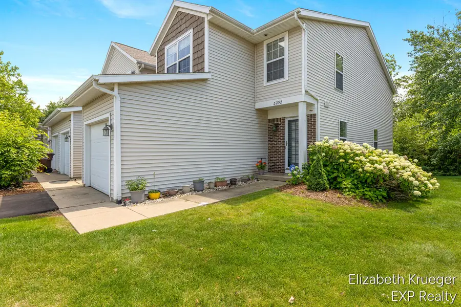 3292 Park Ridge Lane Ne, Grand Rapids, MI 49525 - #3