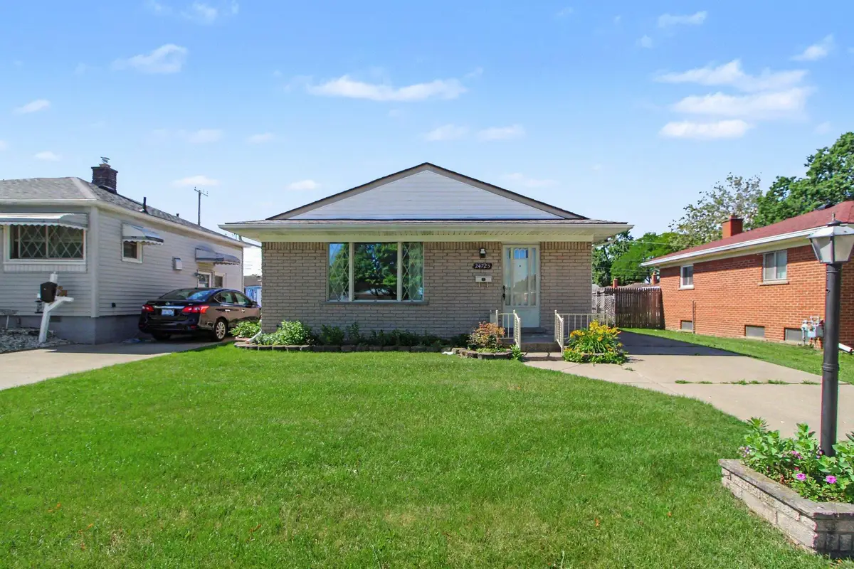 24725 Hass Street, Dearborn Heights, MI 48127 - #1