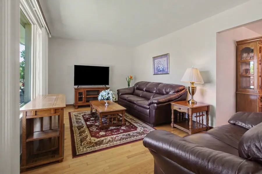 24725 Hass Street, Dearborn Heights, MI 48127 - #3