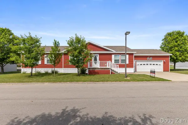 13611 Snapdragon Lane, Cedar Springs, MI 49319