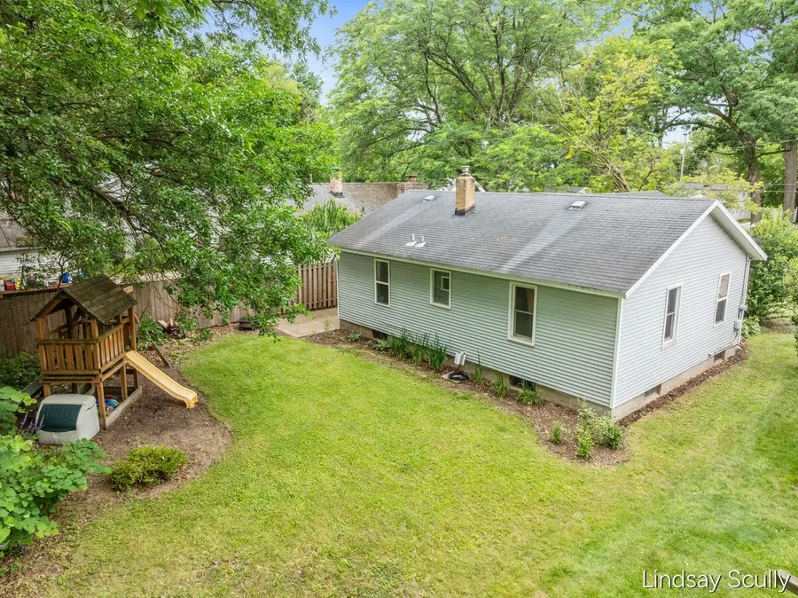 4914 Haughey Avenue Sw, Wyoming, MI 49548 - #3