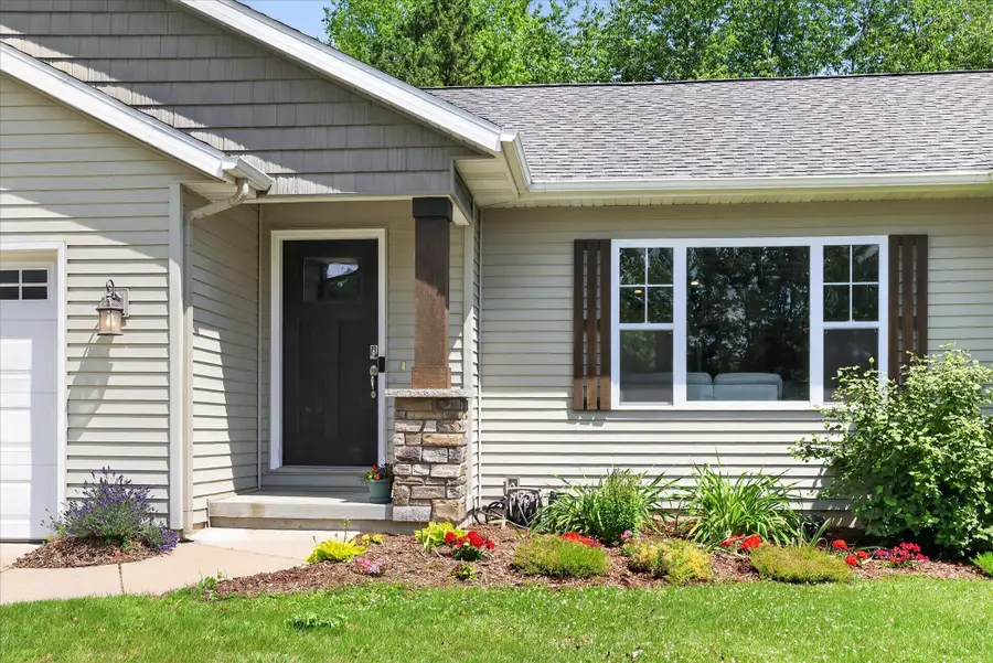 2747 4 Mile Road Nw, Grand Rapids, MI 49544 - #3