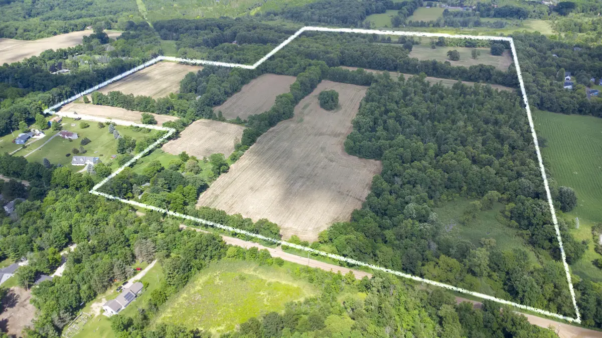 7114 Mabley Hill Road, Fenton, MI 48430 - #1