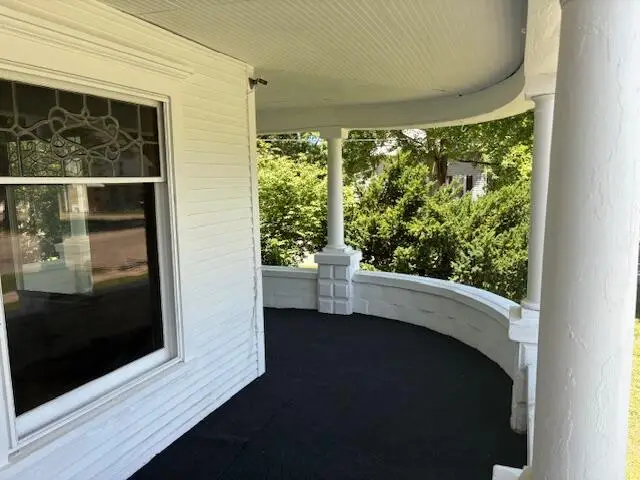504 S Center Street, Hartford, MI 49057 - #3