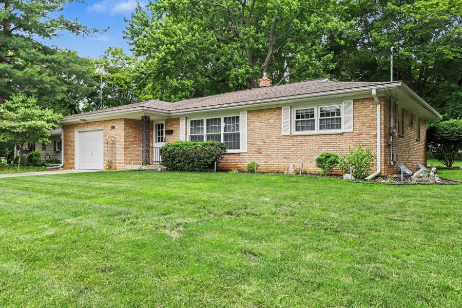 611 N Liberty Street, Marshall, MI 49068 - #2