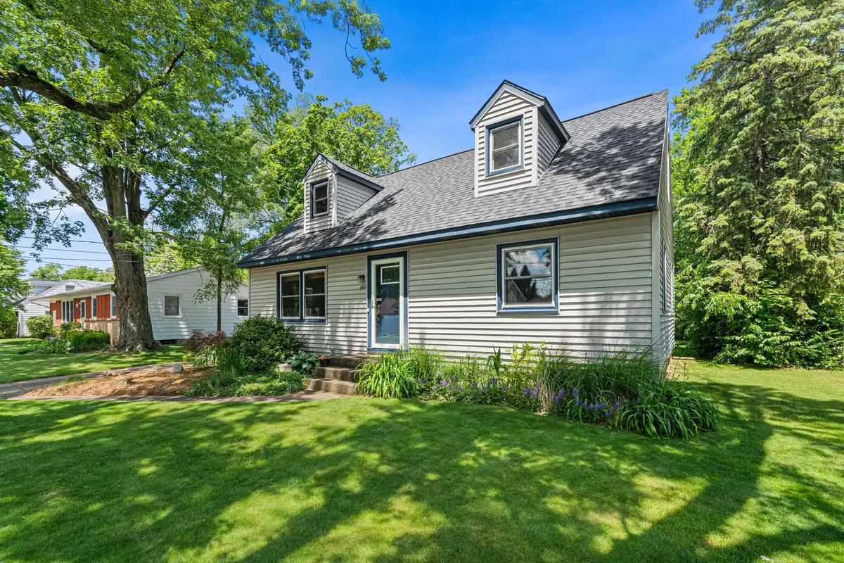 927 Diane Street Se, Kentwood, MI 49508 - #1