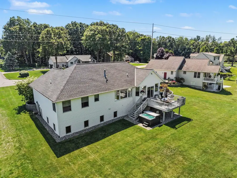 13154 Acacia Drive, Grand Haven, MI 49417 - #3