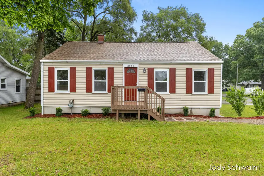 3844 Clyde Park Avenue Sw, Wyoming, MI 49509 - #2