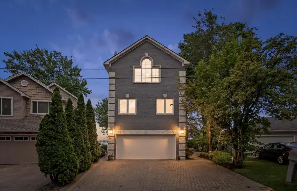 4691 Mapleview Avenue, West Bloomfield, MI 48324