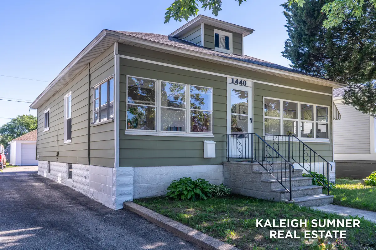 1440 Pennoyer Avenue, Grand Haven, MI 49417 - #1