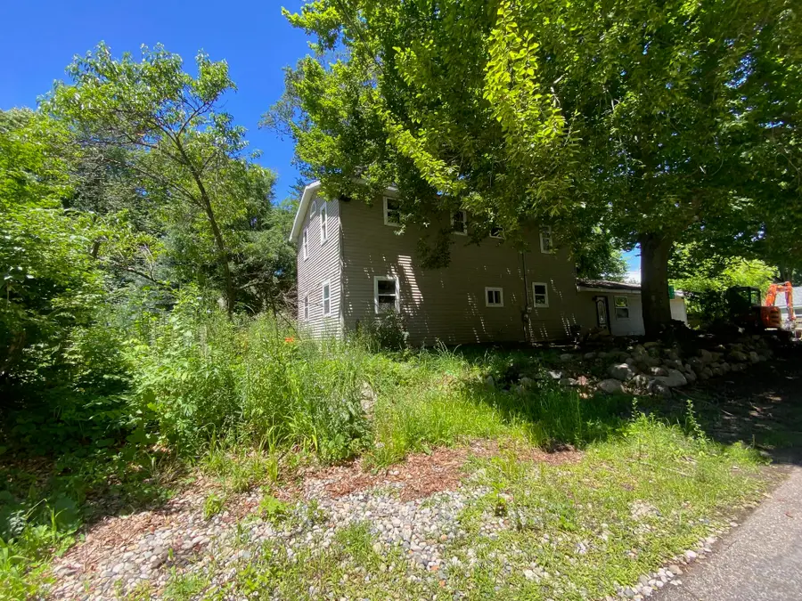 5042 4th Street, Delton, MI 49046 - #2