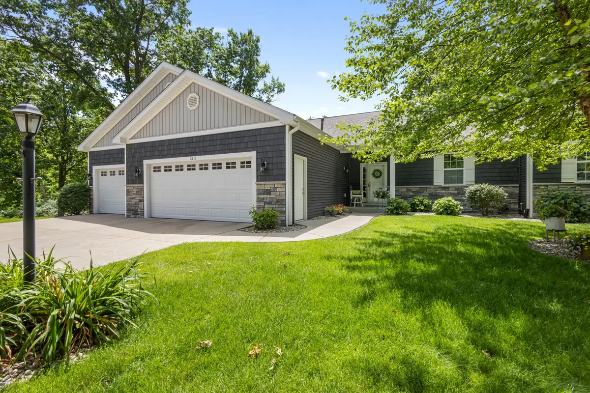 2213 Hunters Pond, Kalamazoo, MI 49048 - #1