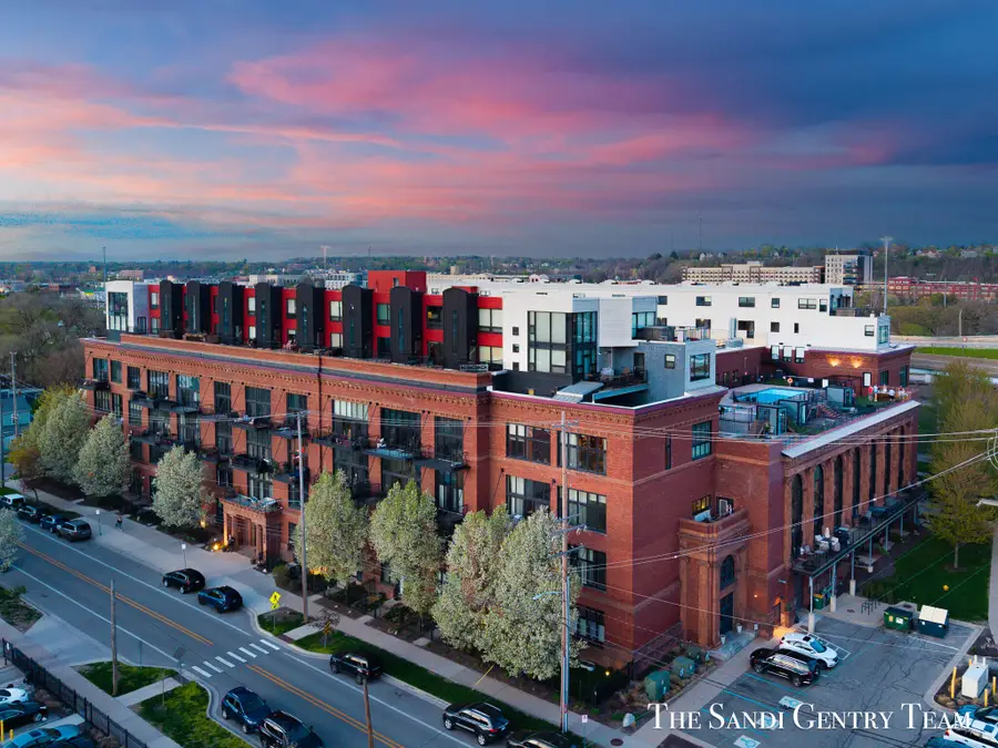 600 Broadway Avenue Nw #613, Grand Rapids, MI 49504 - #2