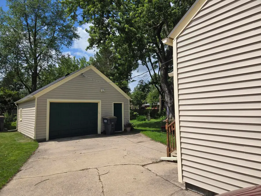 509 W Allegan Street, Otsego, MI 49078 - #3