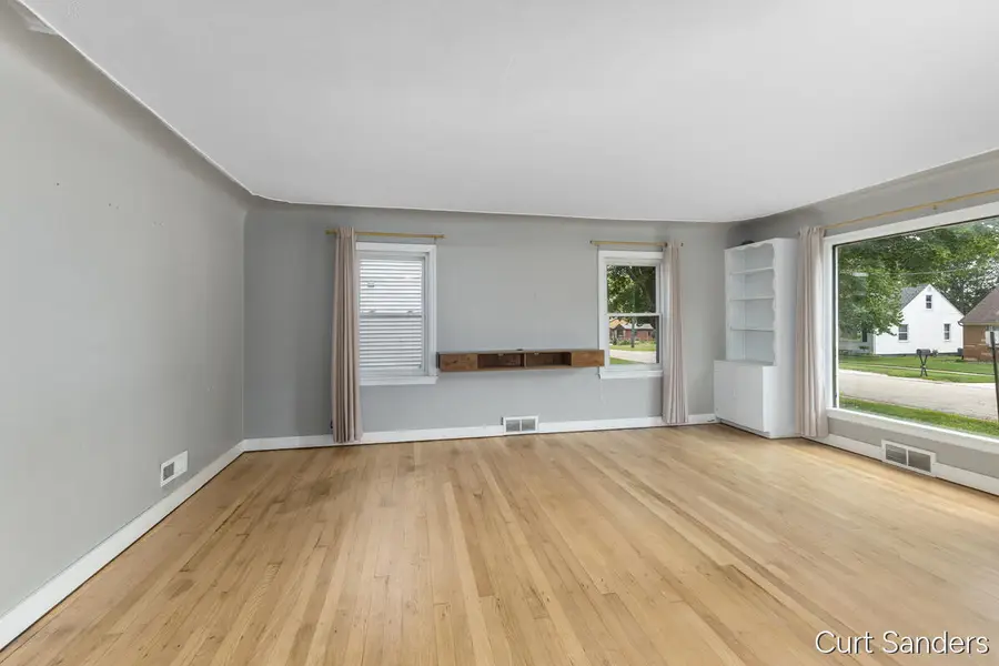 563 Ferris Street Nw, Grand Rapids, MI 49544 - #2