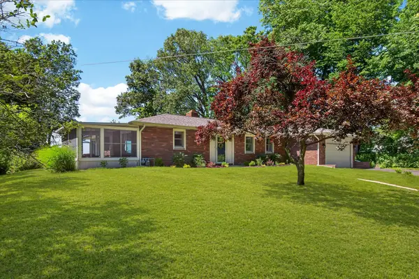 5190 Pier Road, Coloma, MI 49038