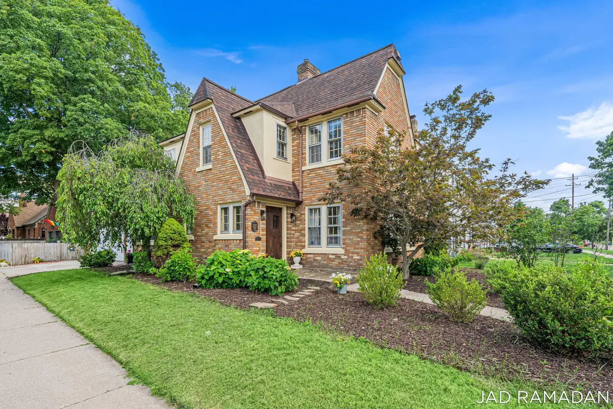 2200 College Avenue Se, Grand Rapids, MI 49507 - #1